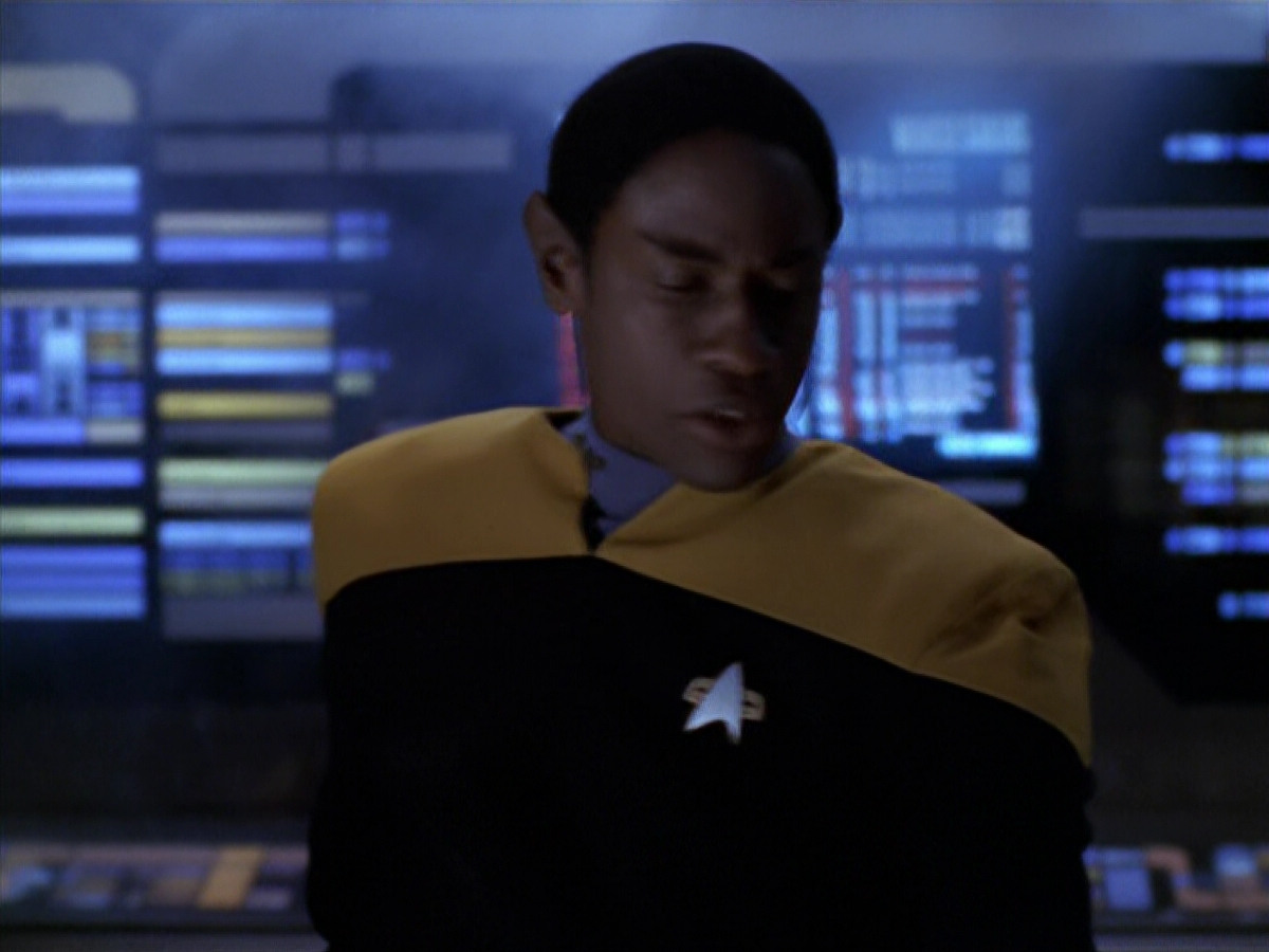 extant_StarTrek_VOY_5x20-ThinkTank_00818.jpg
