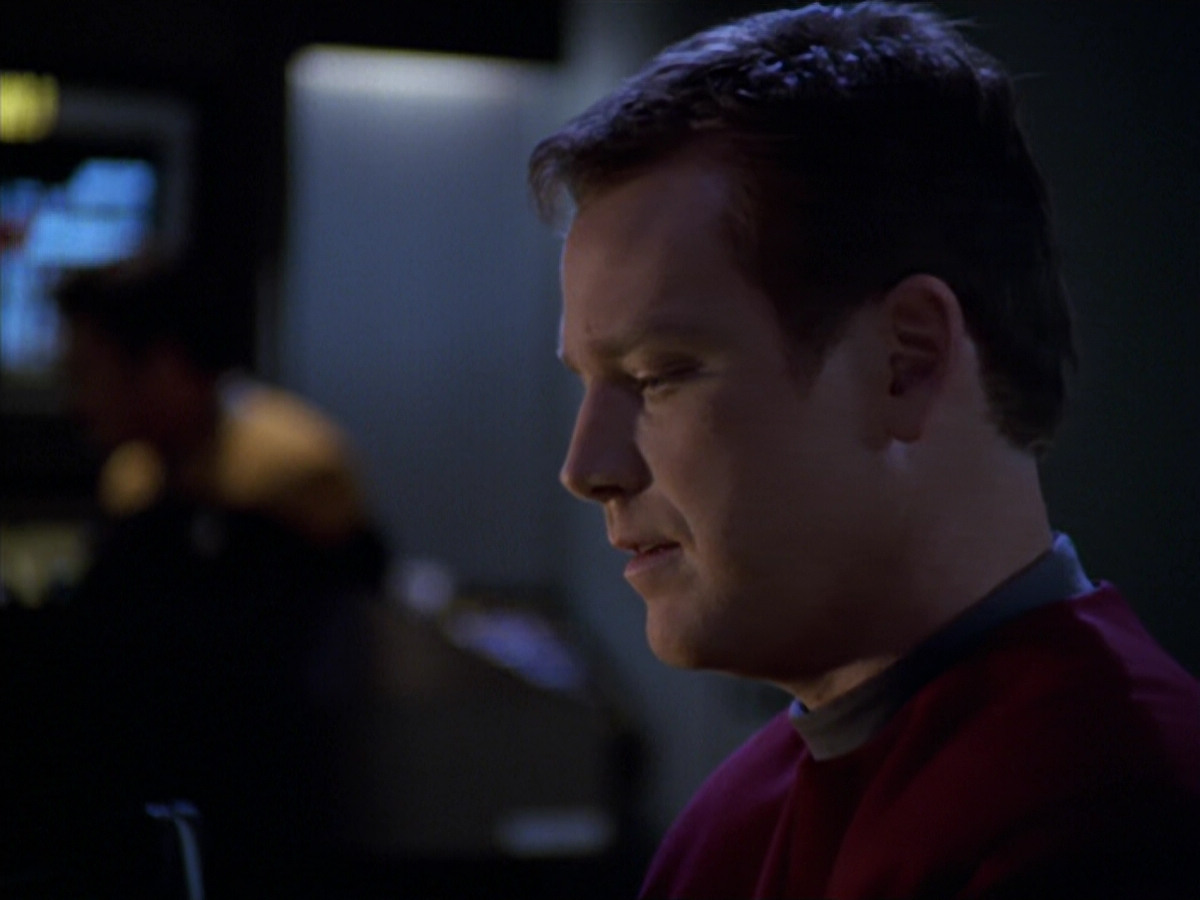 extant_StarTrek_VOY_5x20-ThinkTank_00829.jpg