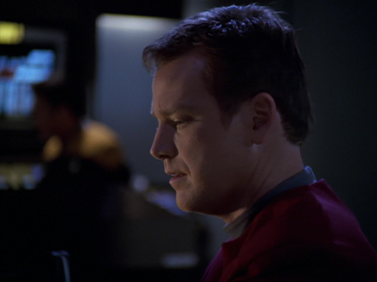 extant_StarTrek_VOY_5x20-ThinkTank_00830.jpg
