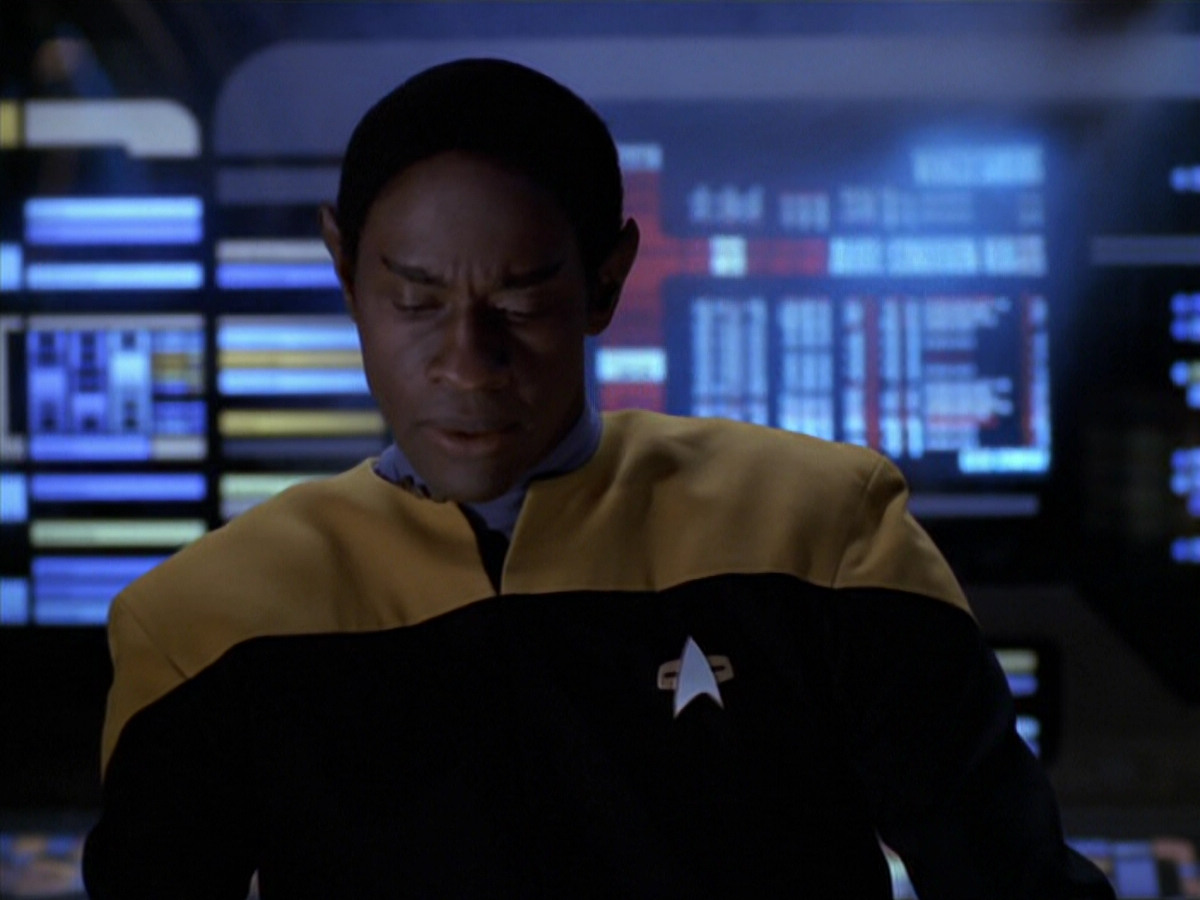 extant_StarTrek_VOY_5x20-ThinkTank_00832.jpg