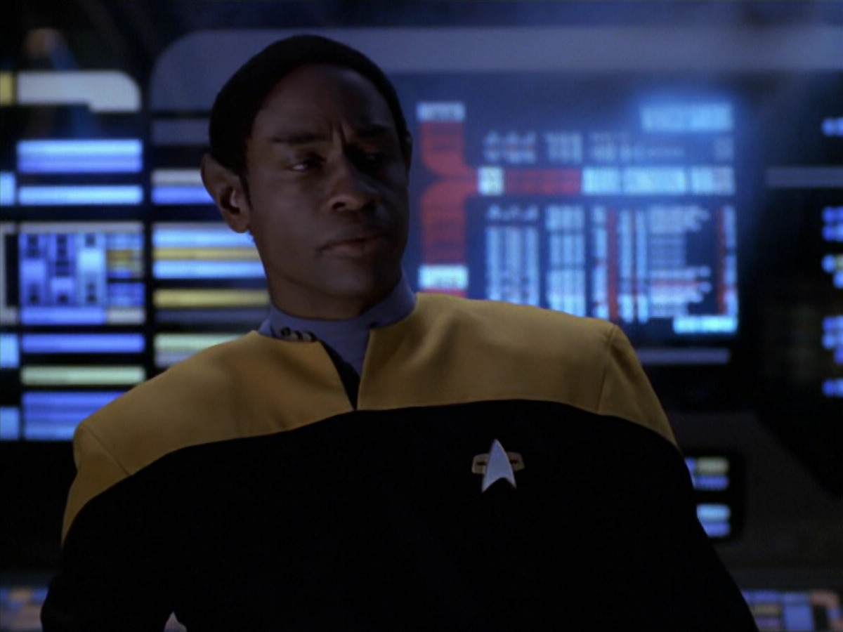 extant_StarTrek_VOY_5x20-ThinkTank_00835.jpg