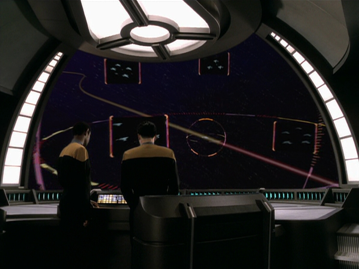 extant_StarTrek_VOY_5x20-ThinkTank_00853.jpg