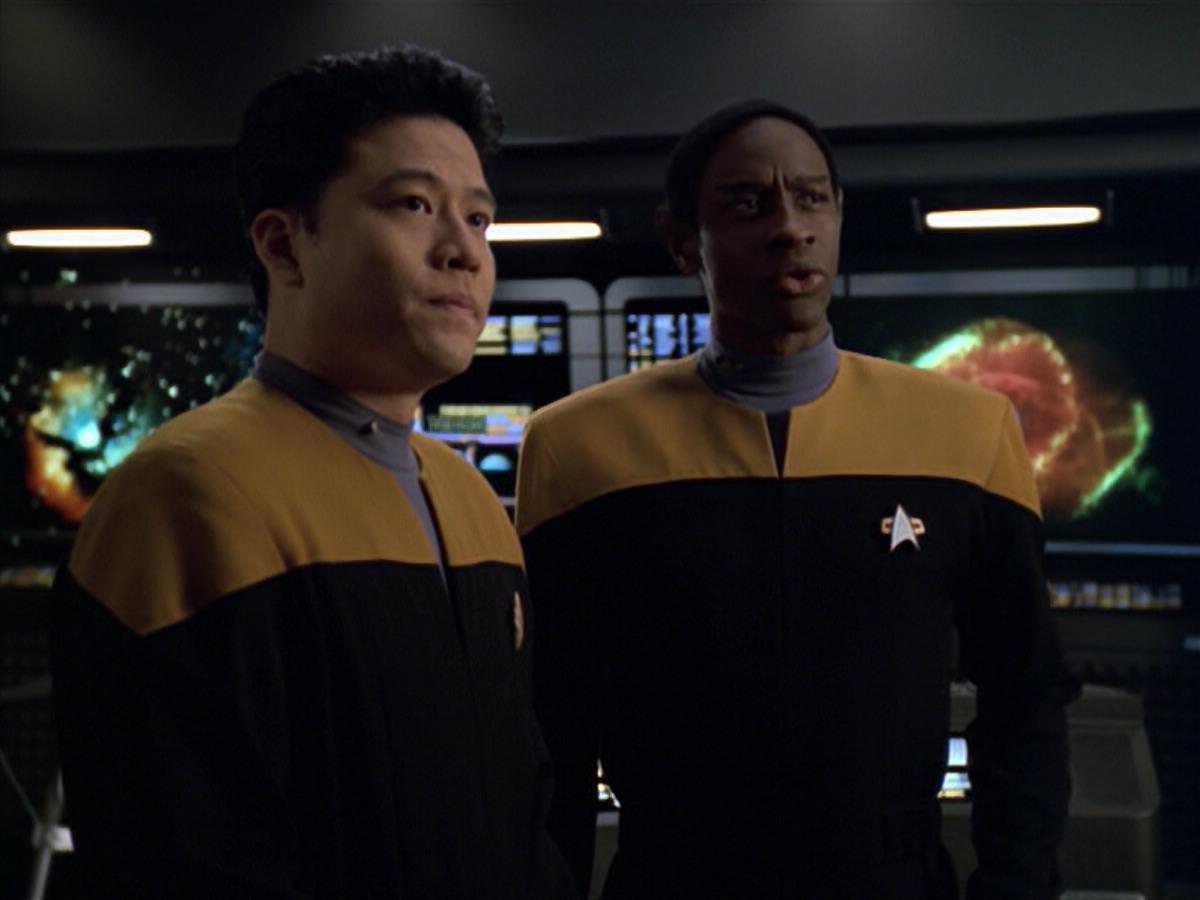 extant_StarTrek_VOY_5x20-ThinkTank_00871.jpg