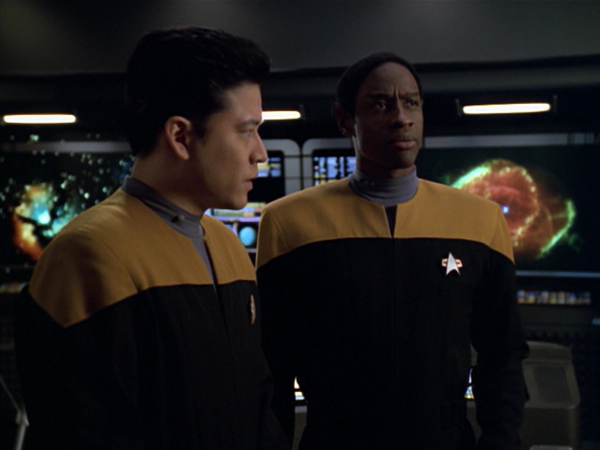 extant_StarTrek_VOY_5x20-ThinkTank_00873.jpg