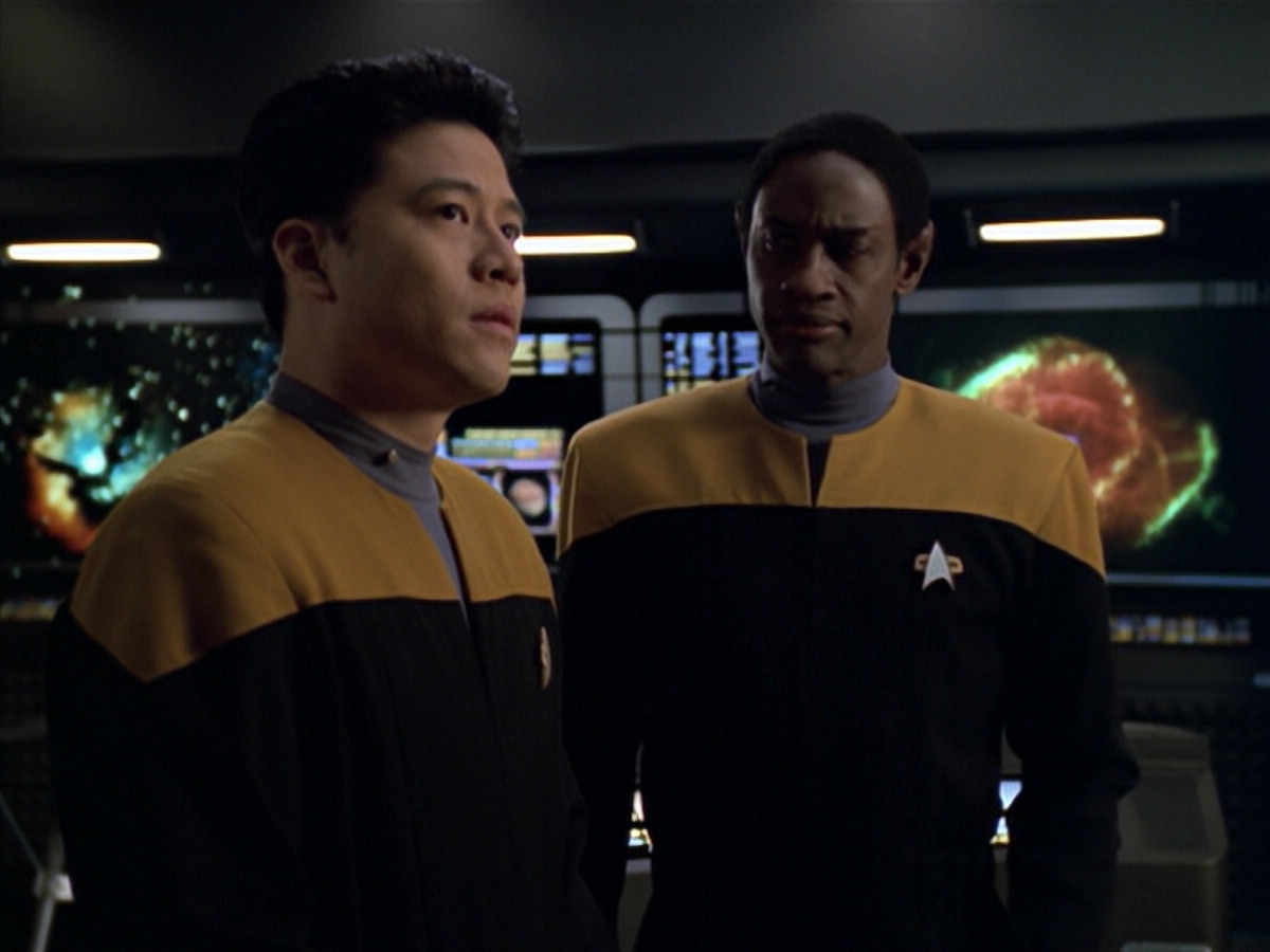 extant_StarTrek_VOY_5x20-ThinkTank_00876.jpg