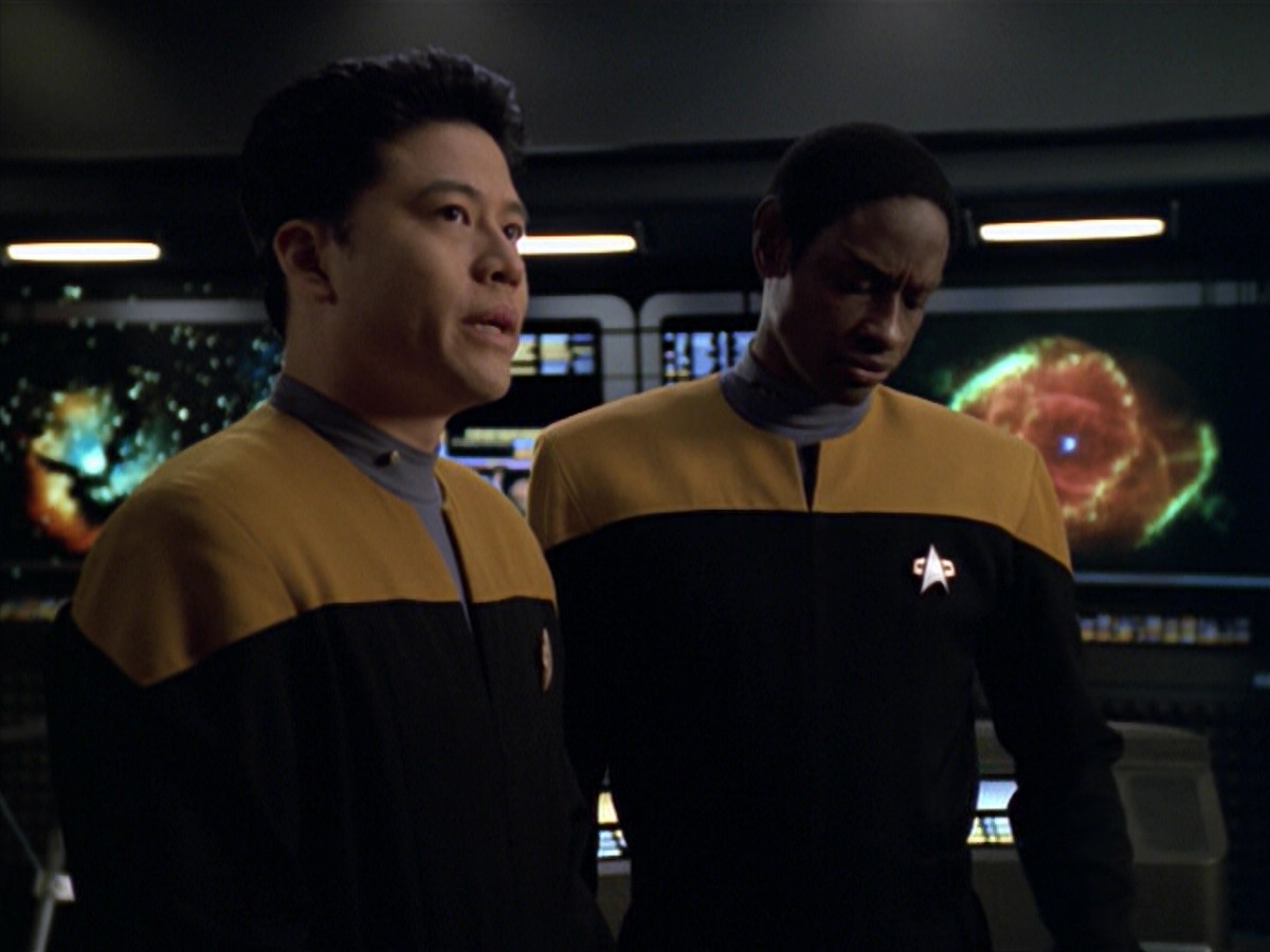 extant_StarTrek_VOY_5x20-ThinkTank_00878.jpg