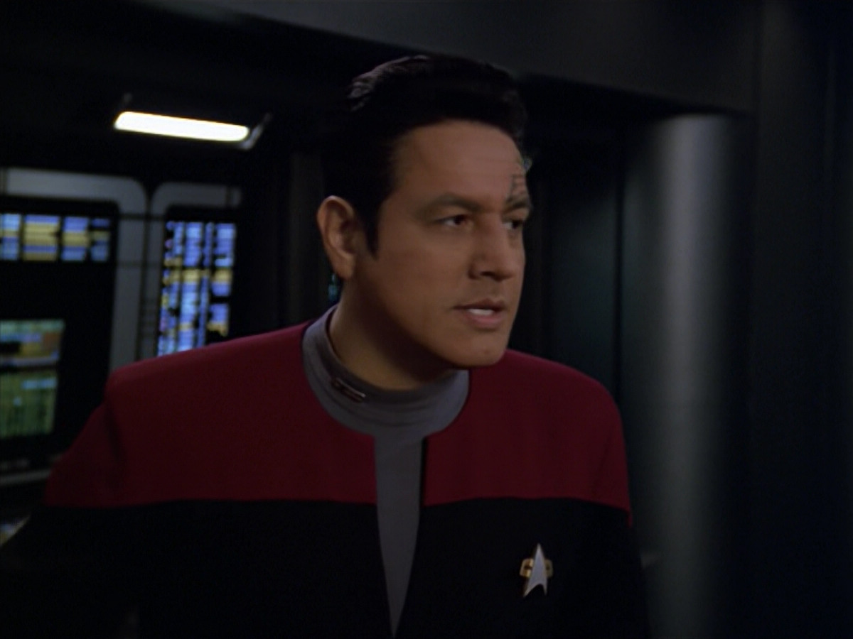 extant_StarTrek_VOY_5x20-ThinkTank_00888.jpg
