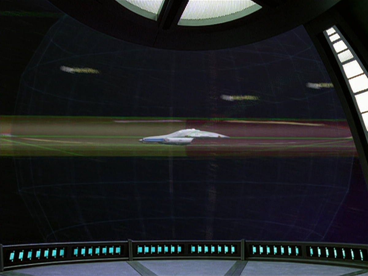 extant_StarTrek_VOY_5x20-ThinkTank_00897.jpg