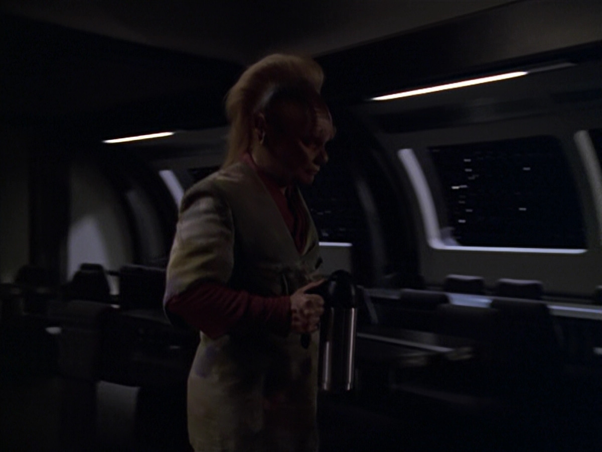 extant_StarTrek_VOY_5x20-ThinkTank_00906.jpg