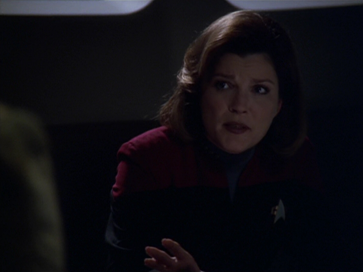 extant_StarTrek_VOY_5x20-ThinkTank_00959.jpg