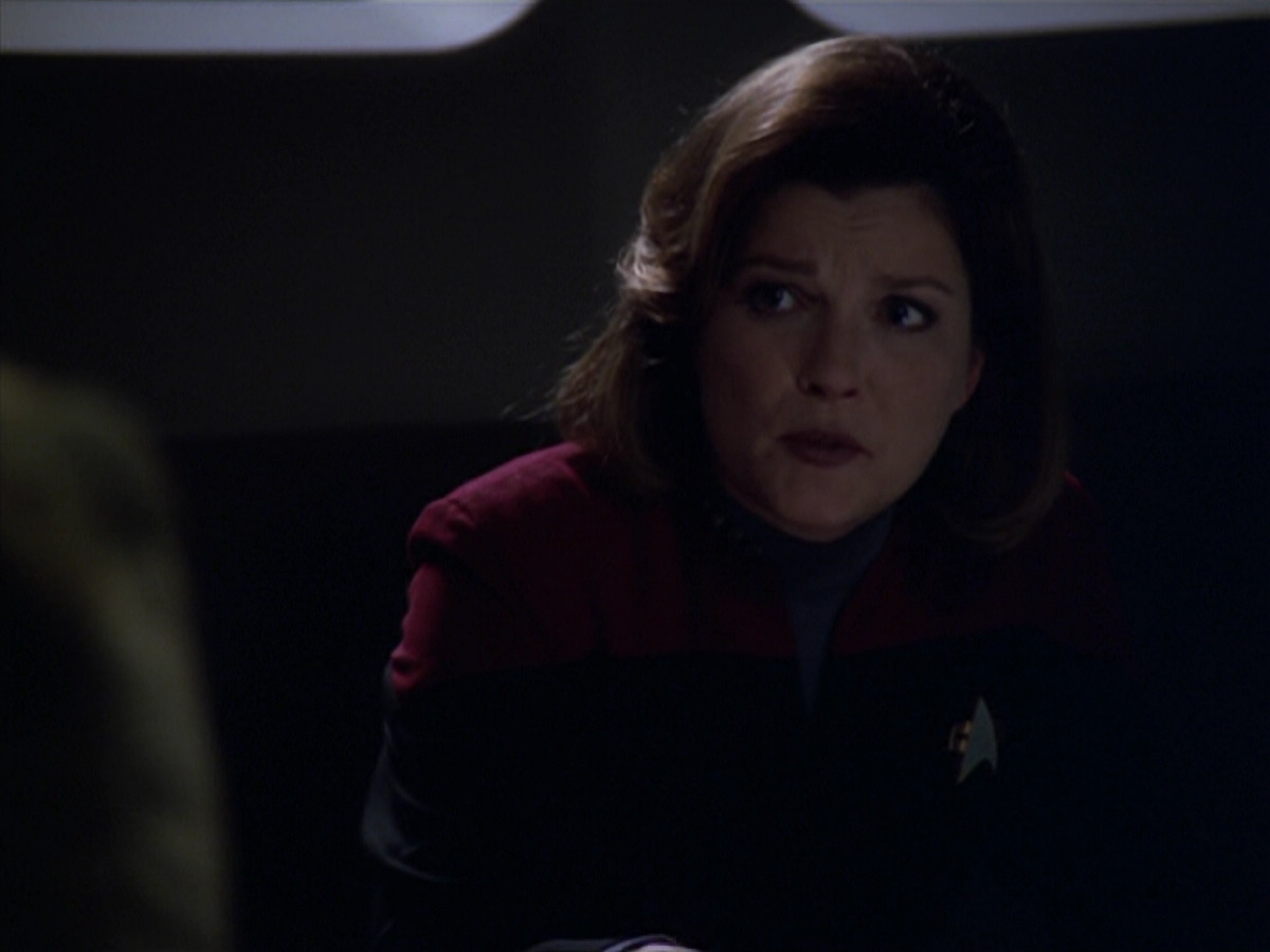 extant_StarTrek_VOY_5x20-ThinkTank_00960.jpg