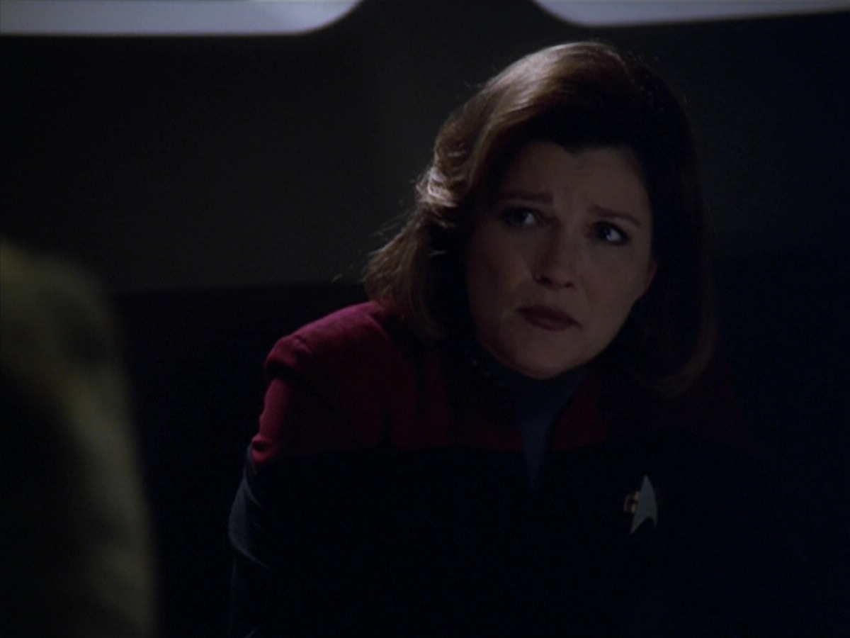 extant_StarTrek_VOY_5x20-ThinkTank_00963.jpg