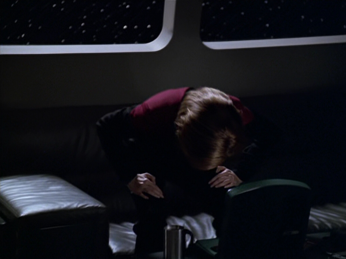 extant_StarTrek_VOY_5x20-ThinkTank_00985.jpg