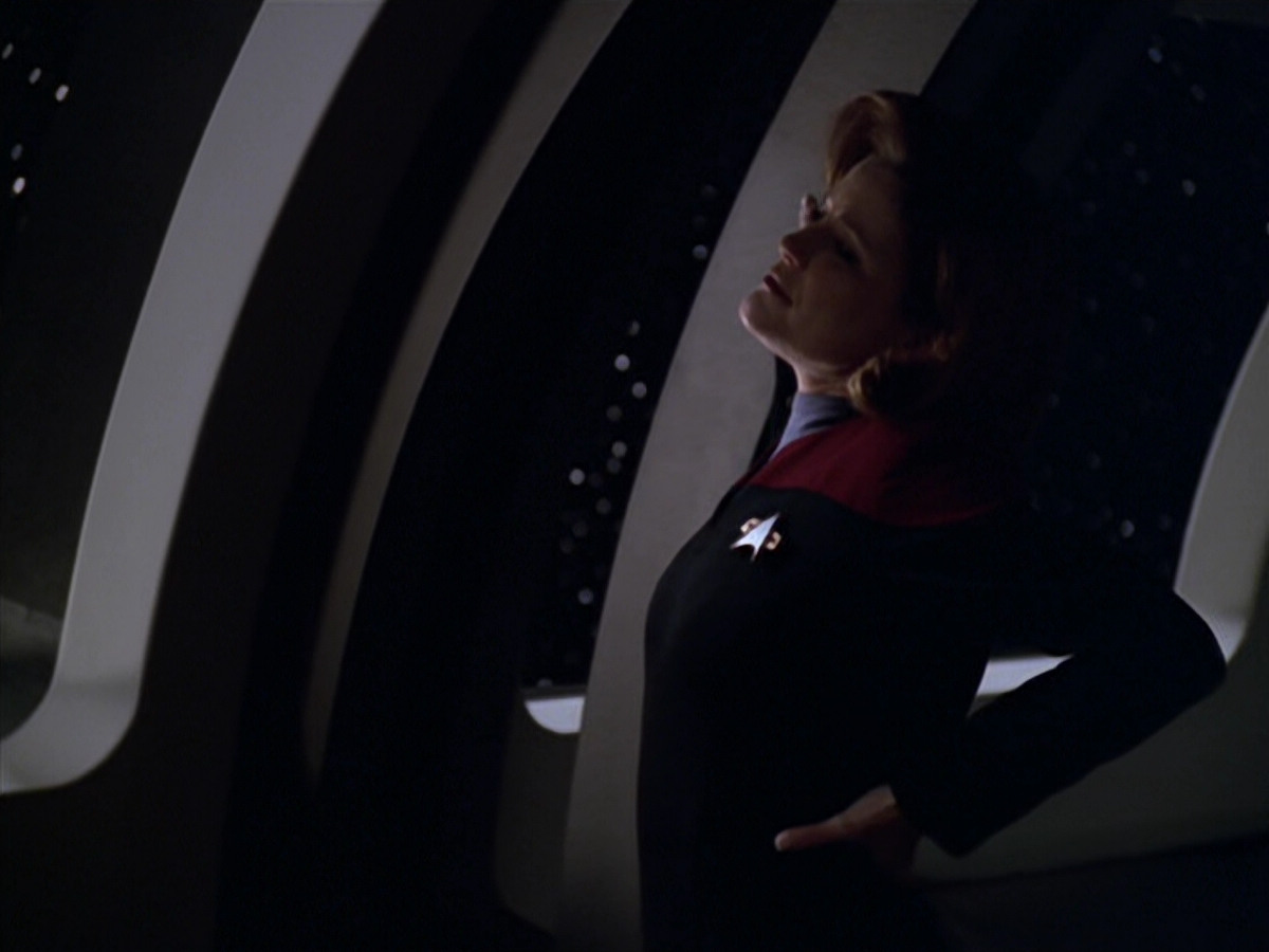 extant_StarTrek_VOY_5x20-ThinkTank_00994.jpg