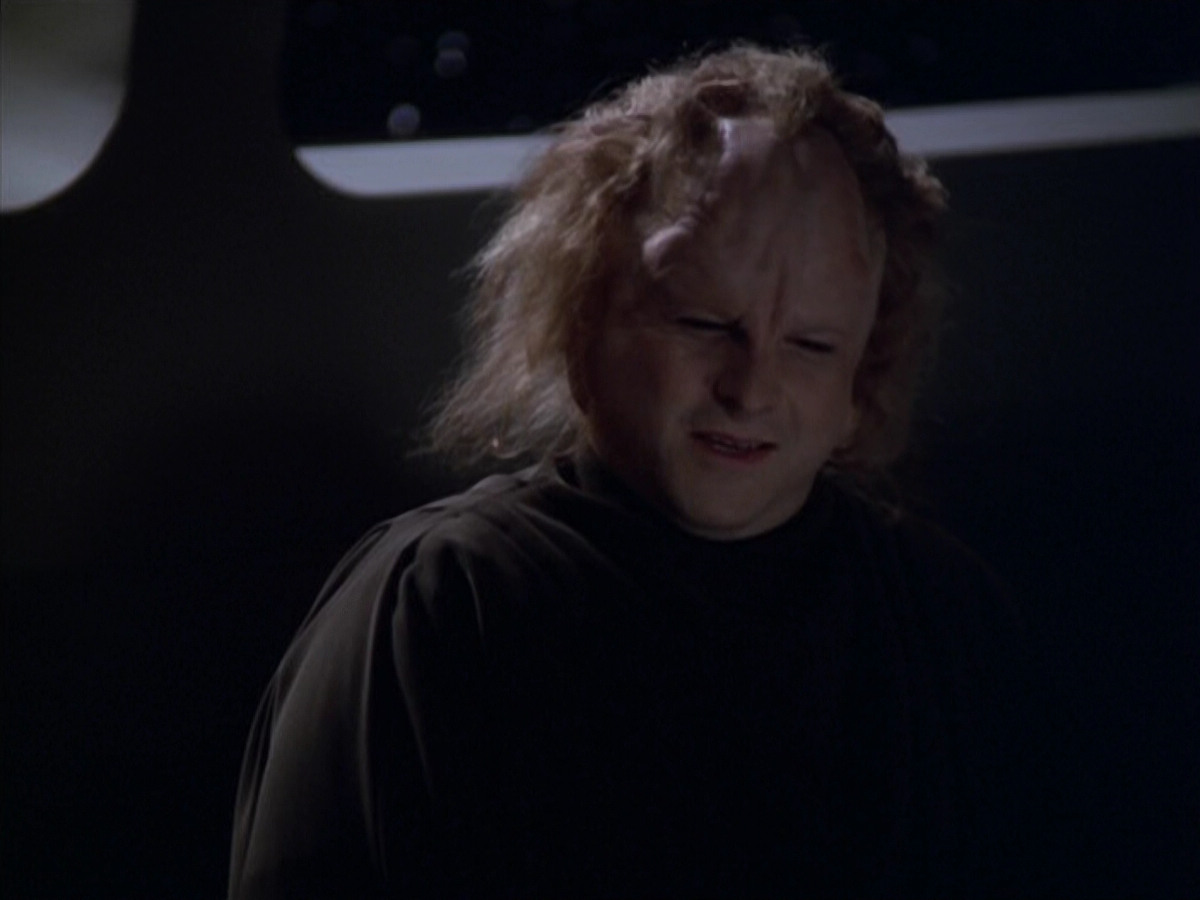 extant_StarTrek_VOY_5x20-ThinkTank_01026.jpg