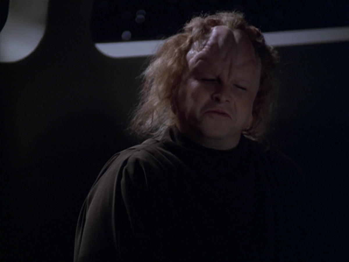 extant_StarTrek_VOY_5x20-ThinkTank_01029.jpg