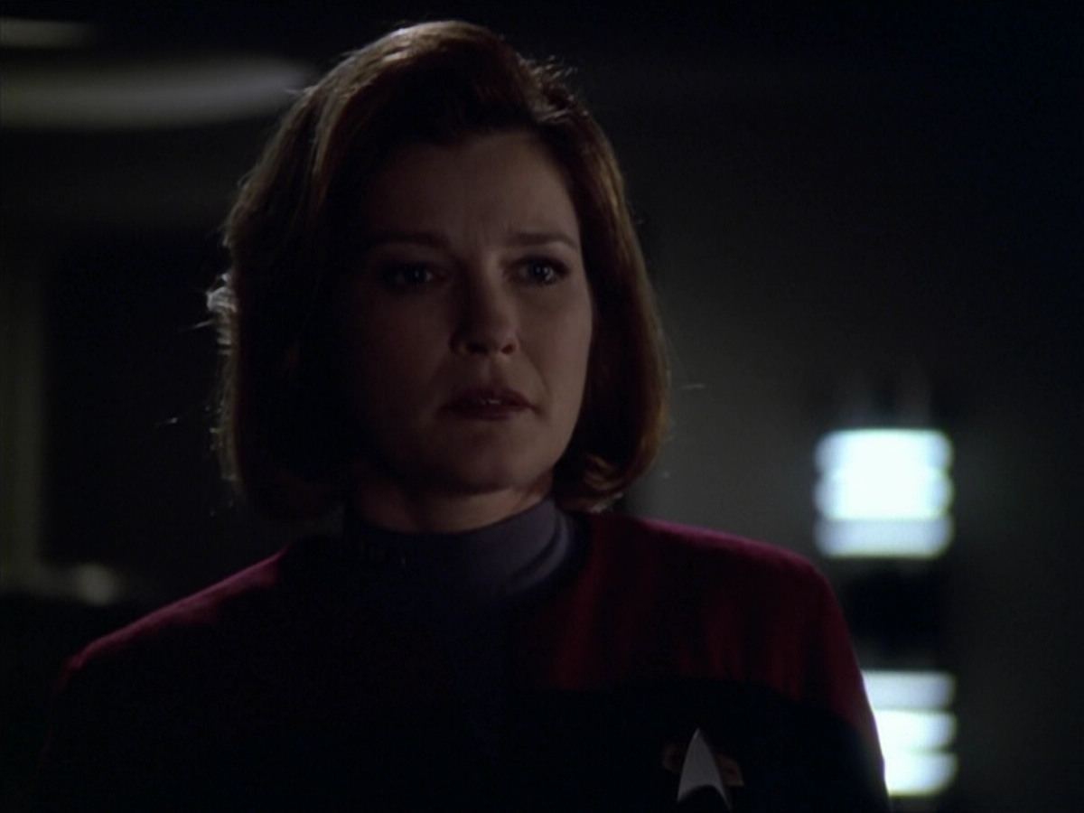 extant_StarTrek_VOY_5x20-ThinkTank_01049.jpg