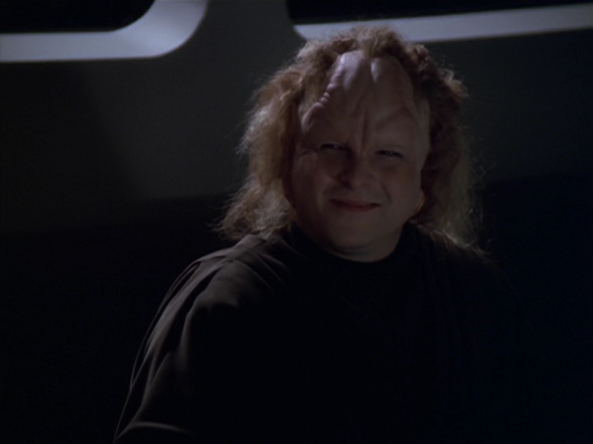 extant_StarTrek_VOY_5x20-ThinkTank_01080.jpg