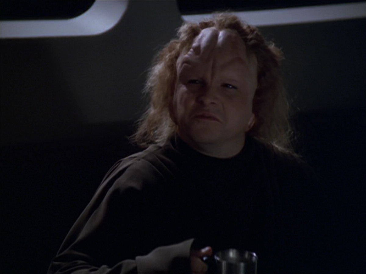 extant_StarTrek_VOY_5x20-ThinkTank_01081.jpg