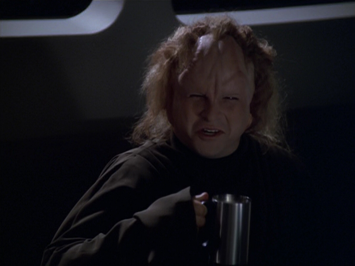extant_StarTrek_VOY_5x20-ThinkTank_01082.jpg