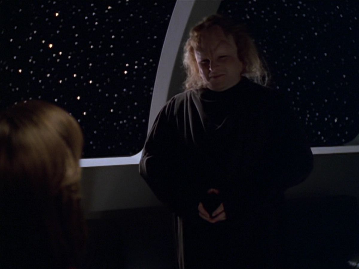 extant_StarTrek_VOY_5x20-ThinkTank_01113.jpg