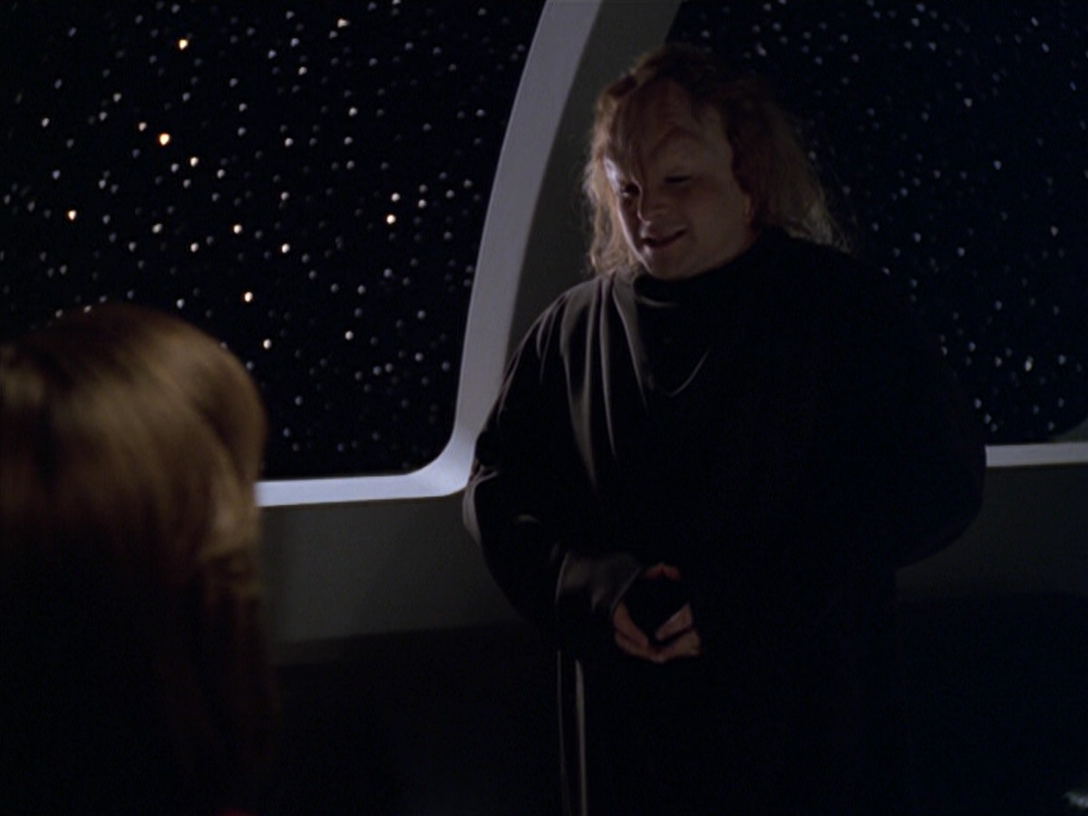 extant_StarTrek_VOY_5x20-ThinkTank_01115.jpg