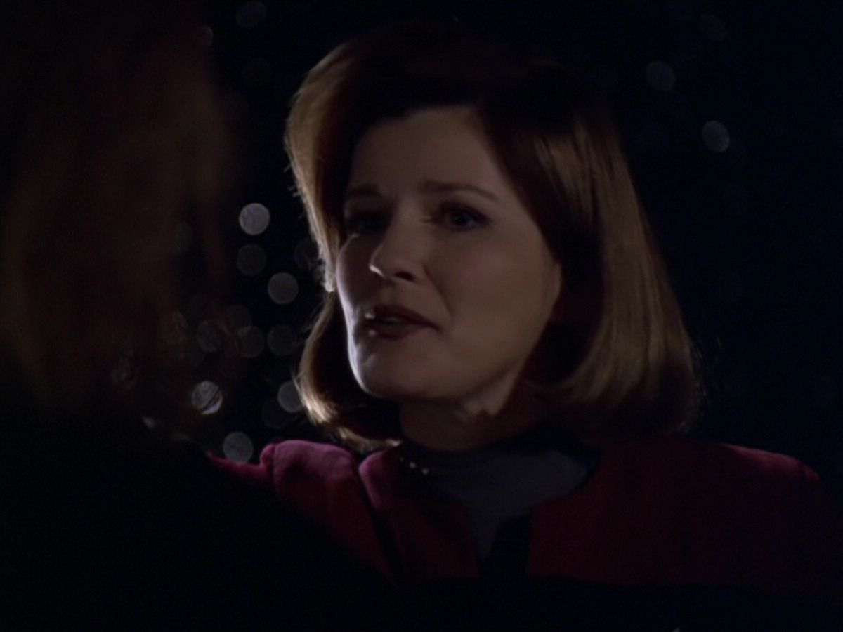 extant_StarTrek_VOY_5x20-ThinkTank_01209.jpg