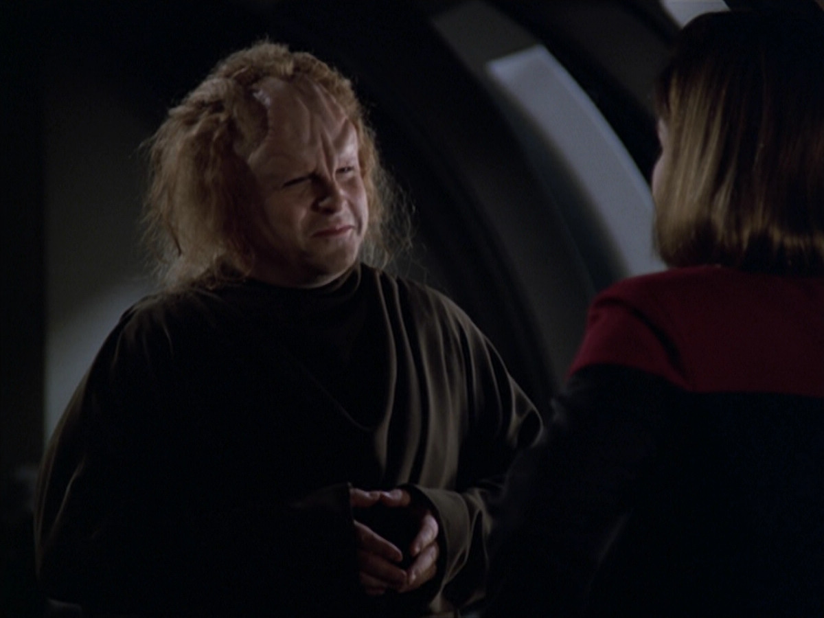 extant_StarTrek_VOY_5x20-ThinkTank_01217.jpg