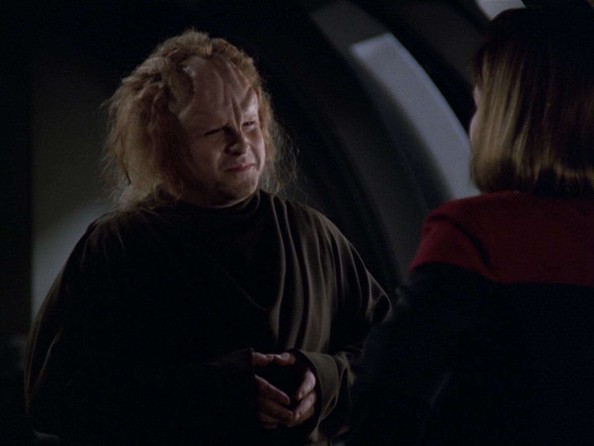 extant_StarTrek_VOY_5x20-ThinkTank_01218.jpg