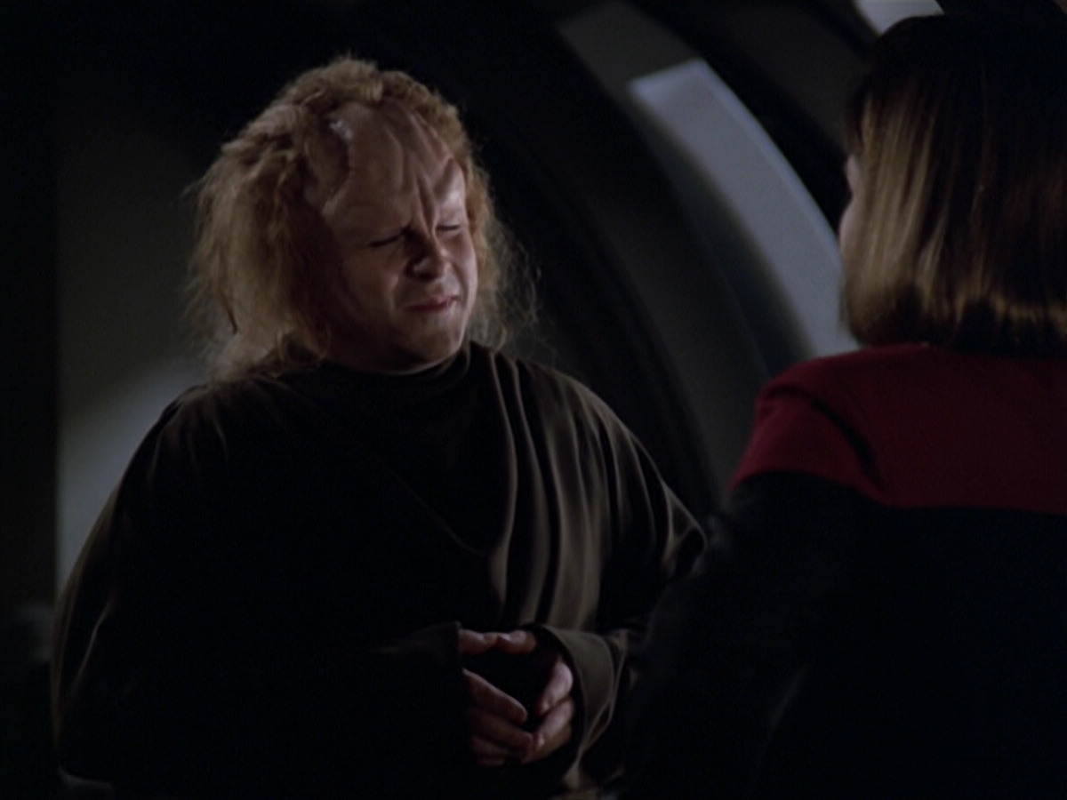 extant_StarTrek_VOY_5x20-ThinkTank_01219.jpg