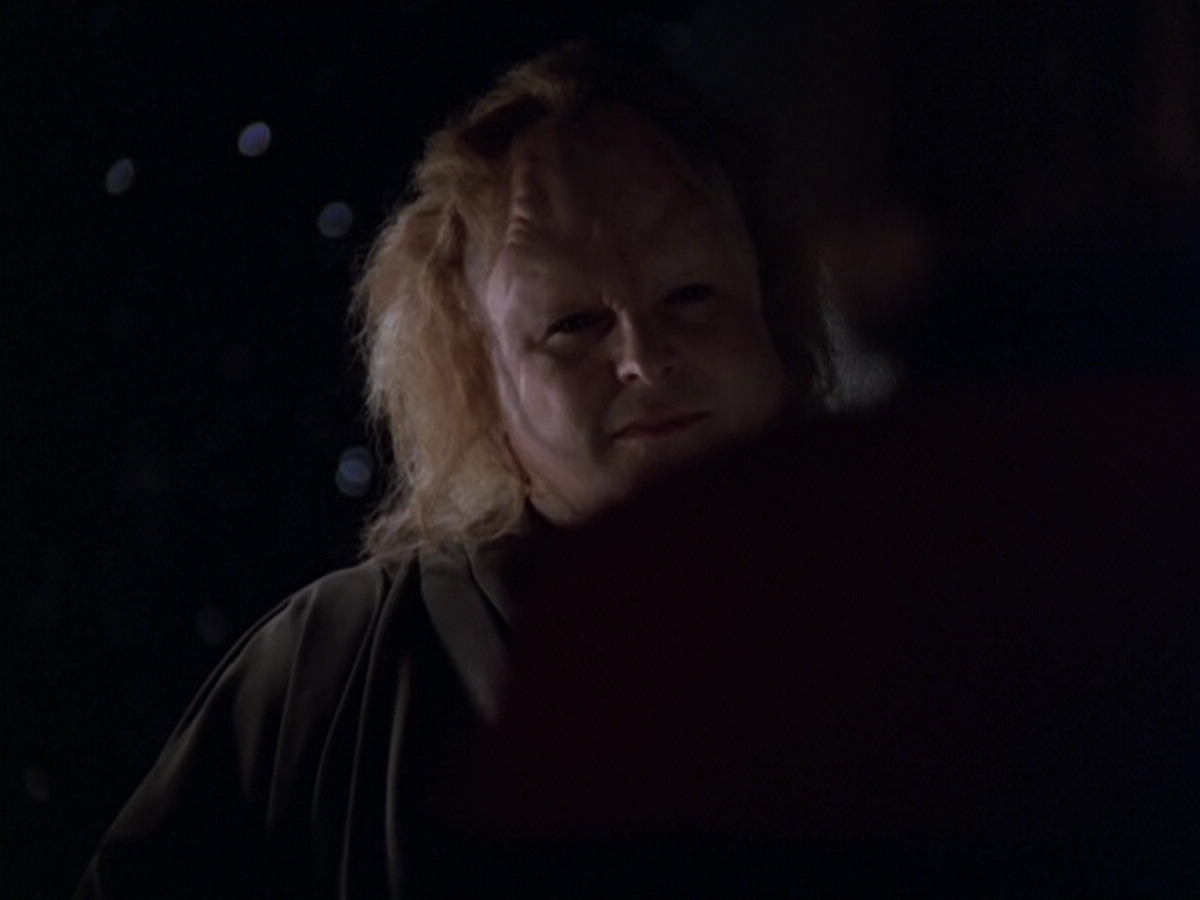 extant_StarTrek_VOY_5x20-ThinkTank_01253.jpg