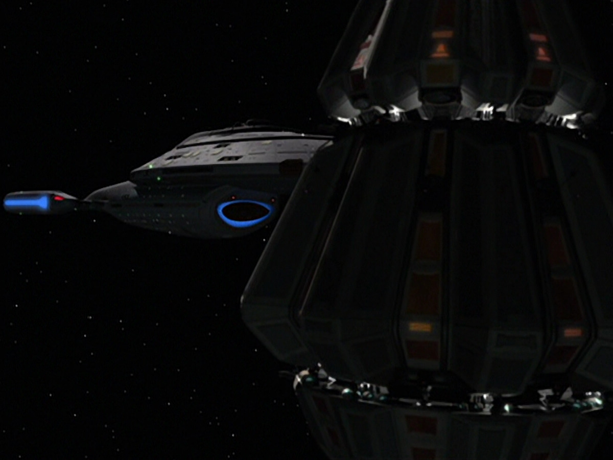 extant_StarTrek_VOY_5x20-ThinkTank_01314.jpg