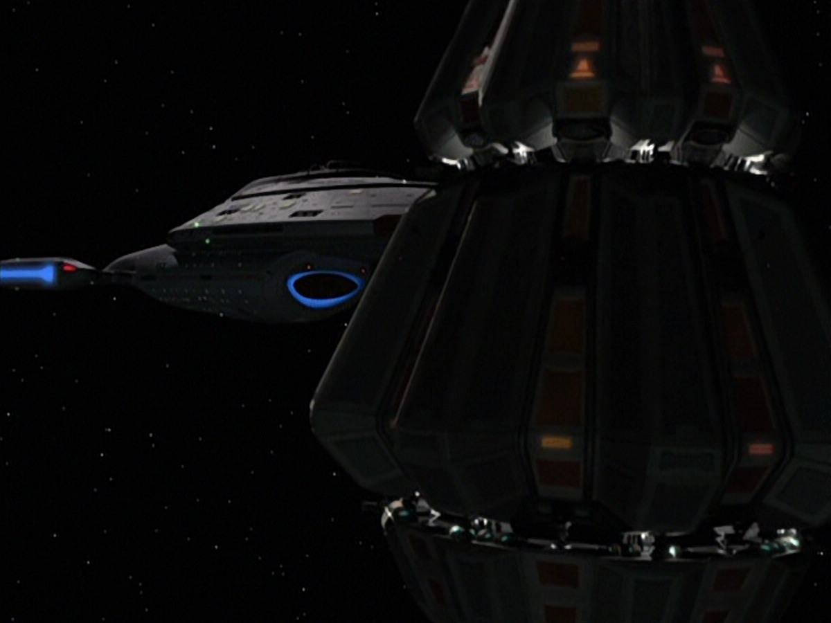 extant_StarTrek_VOY_5x20-ThinkTank_01315.jpg