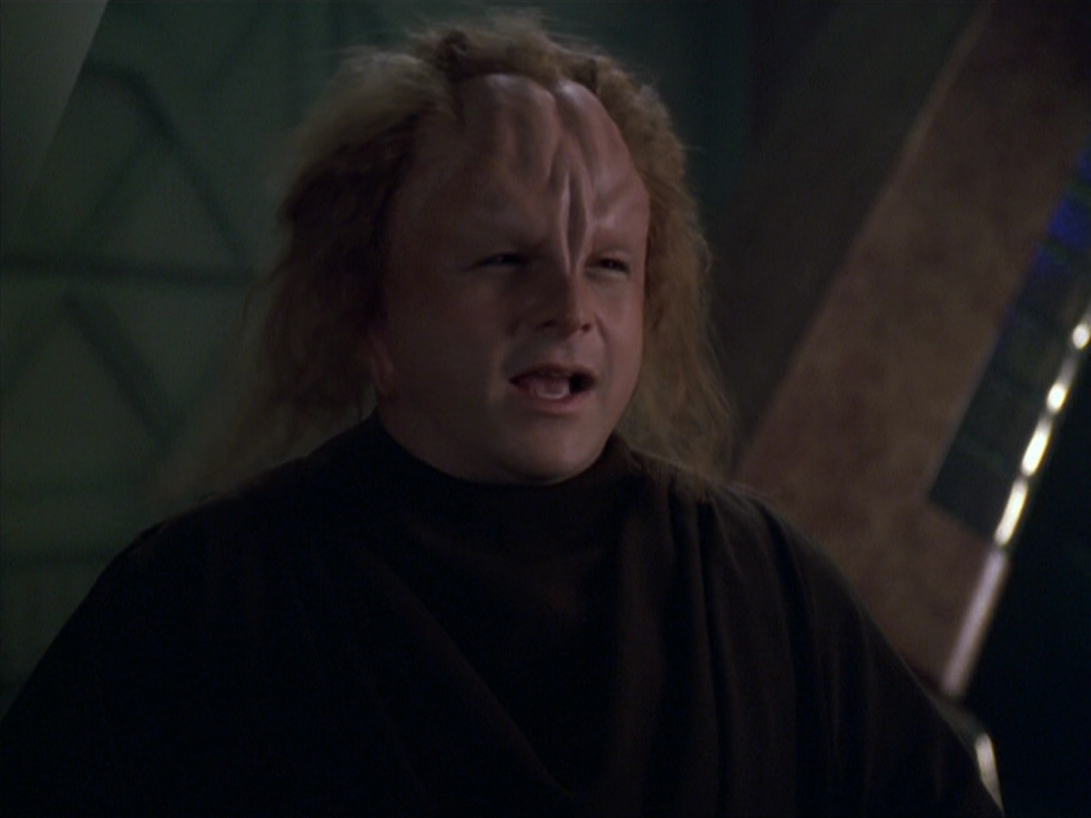 extant_StarTrek_VOY_5x20-ThinkTank_01514.jpg