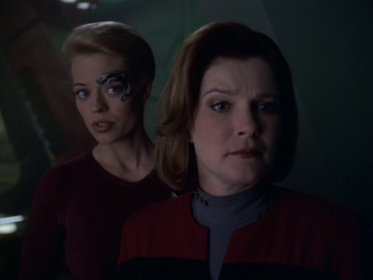 extant_StarTrek_VOY_5x20-ThinkTank_01519.jpg