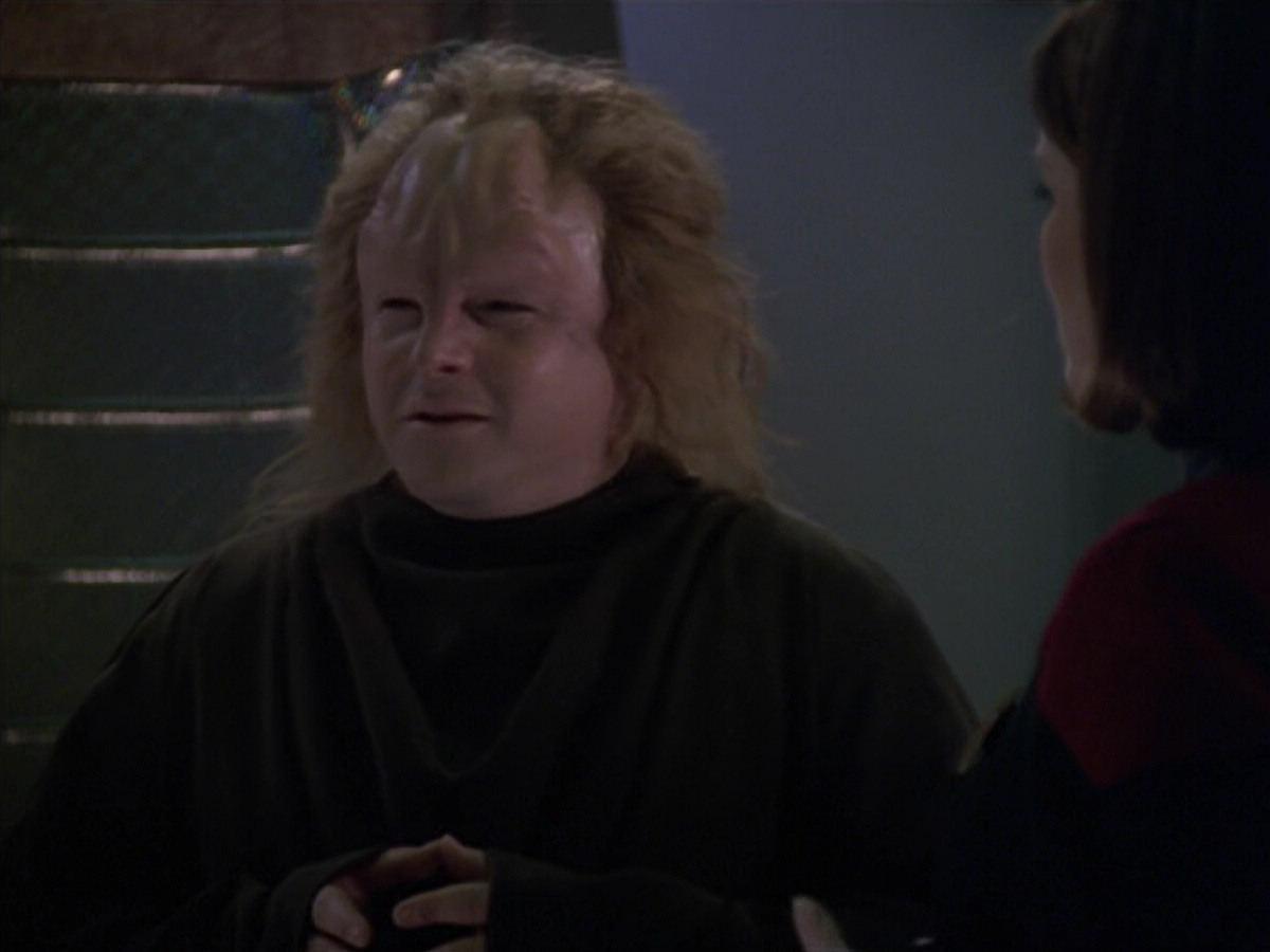 extant_StarTrek_VOY_5x20-ThinkTank_01600.jpg