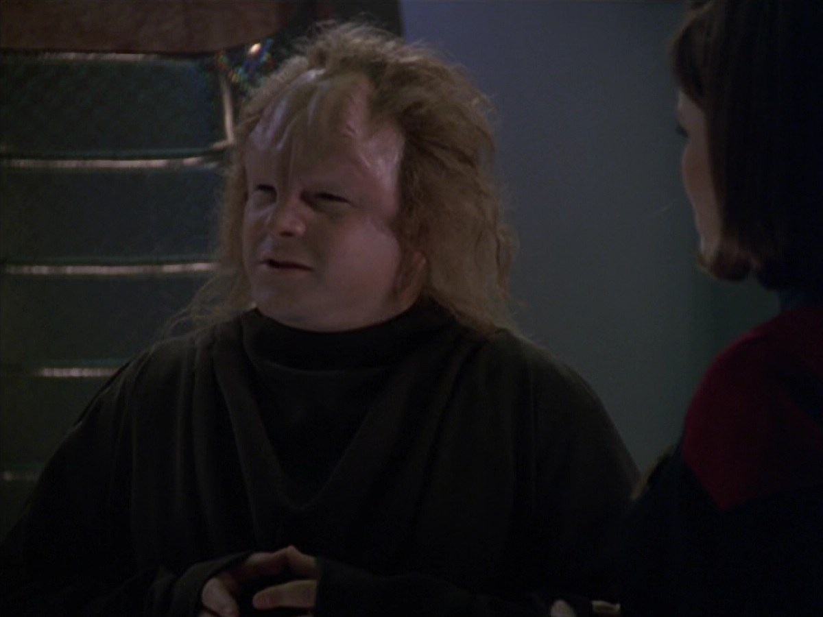 extant_StarTrek_VOY_5x20-ThinkTank_01601.jpg