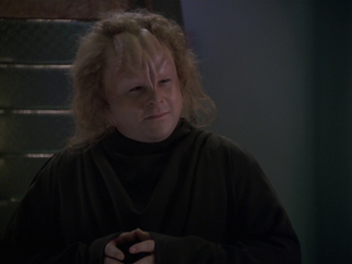 extant_StarTrek_VOY_5x20-ThinkTank_01653.jpg