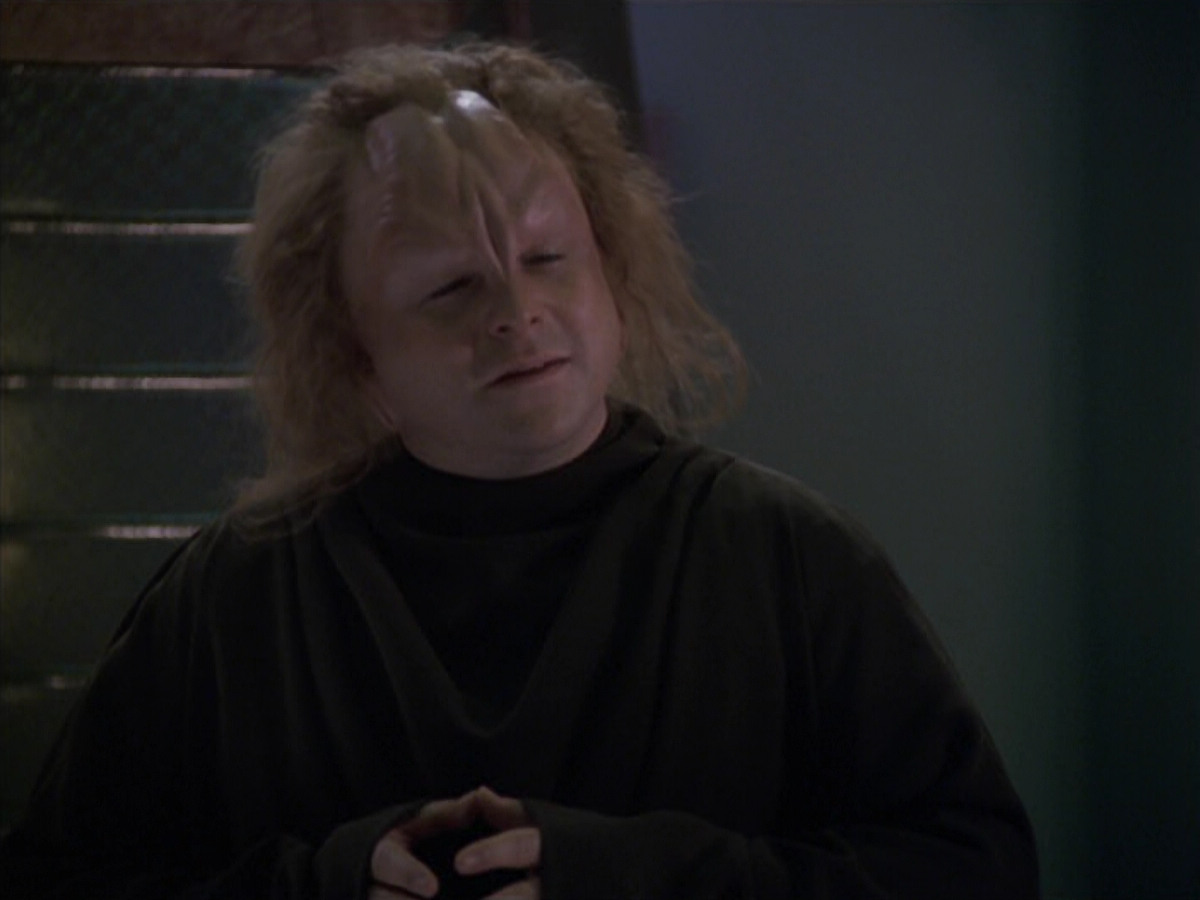 extant_StarTrek_VOY_5x20-ThinkTank_01656.jpg