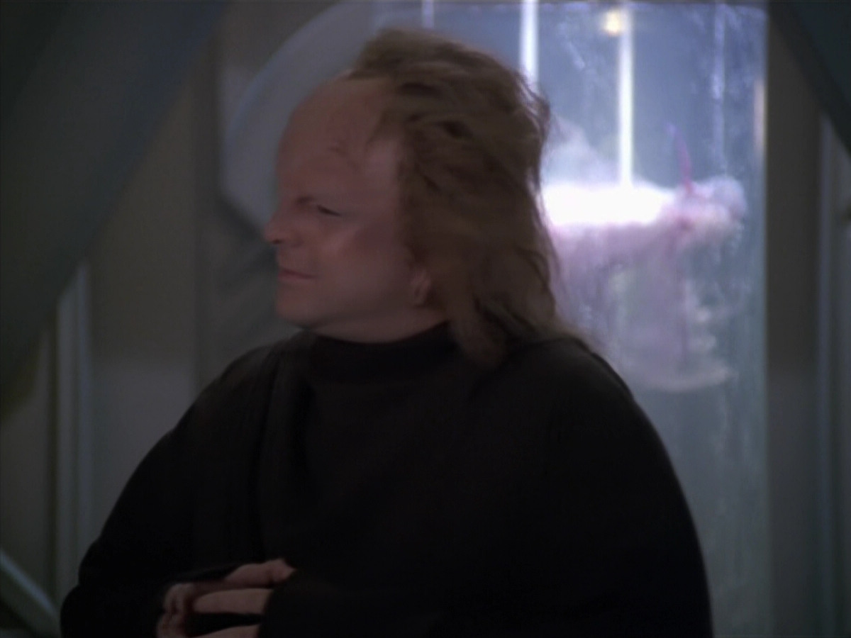 extant_StarTrek_VOY_5x20-ThinkTank_01706.jpg