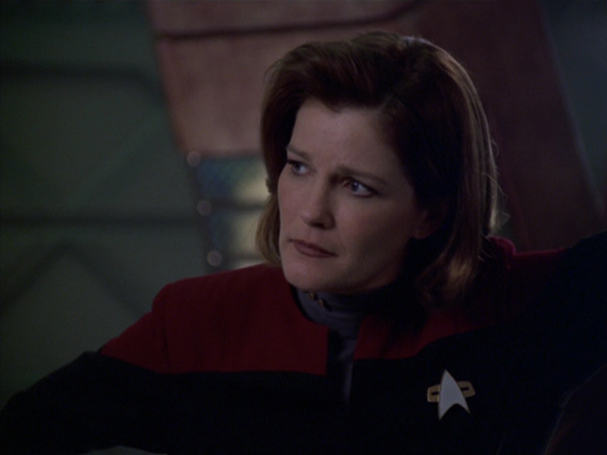 extant_StarTrek_VOY_5x20-ThinkTank_01743.jpg