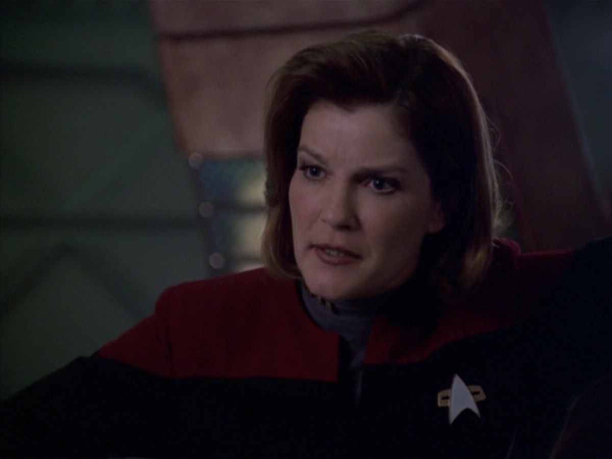 extant_StarTrek_VOY_5x20-ThinkTank_01751.jpg
