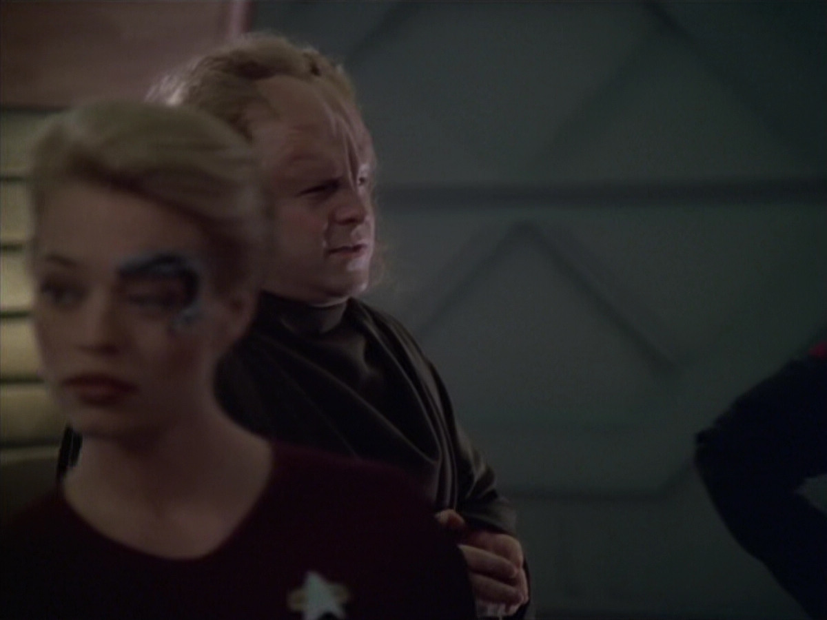 extant_StarTrek_VOY_5x20-ThinkTank_01771.jpg