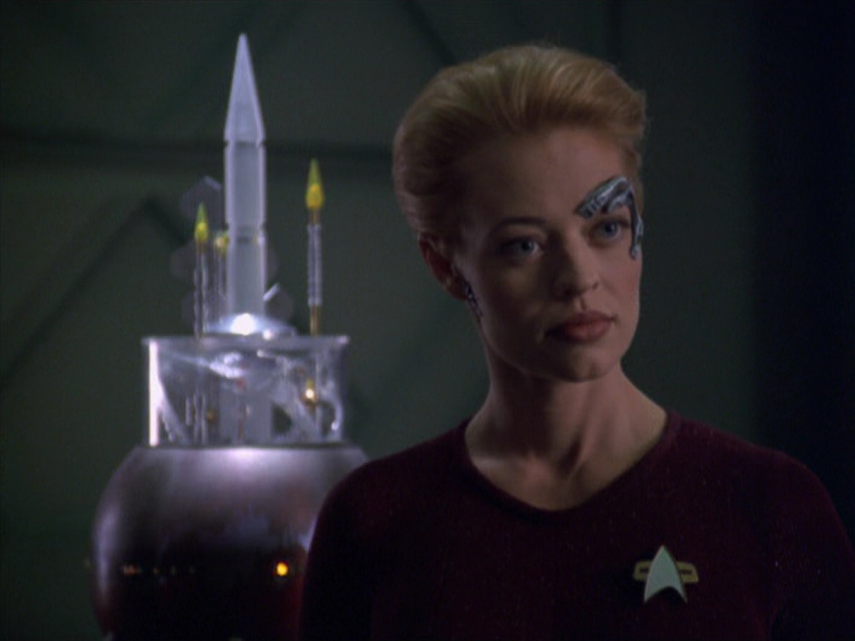 extant_StarTrek_VOY_5x20-ThinkTank_01811.jpg