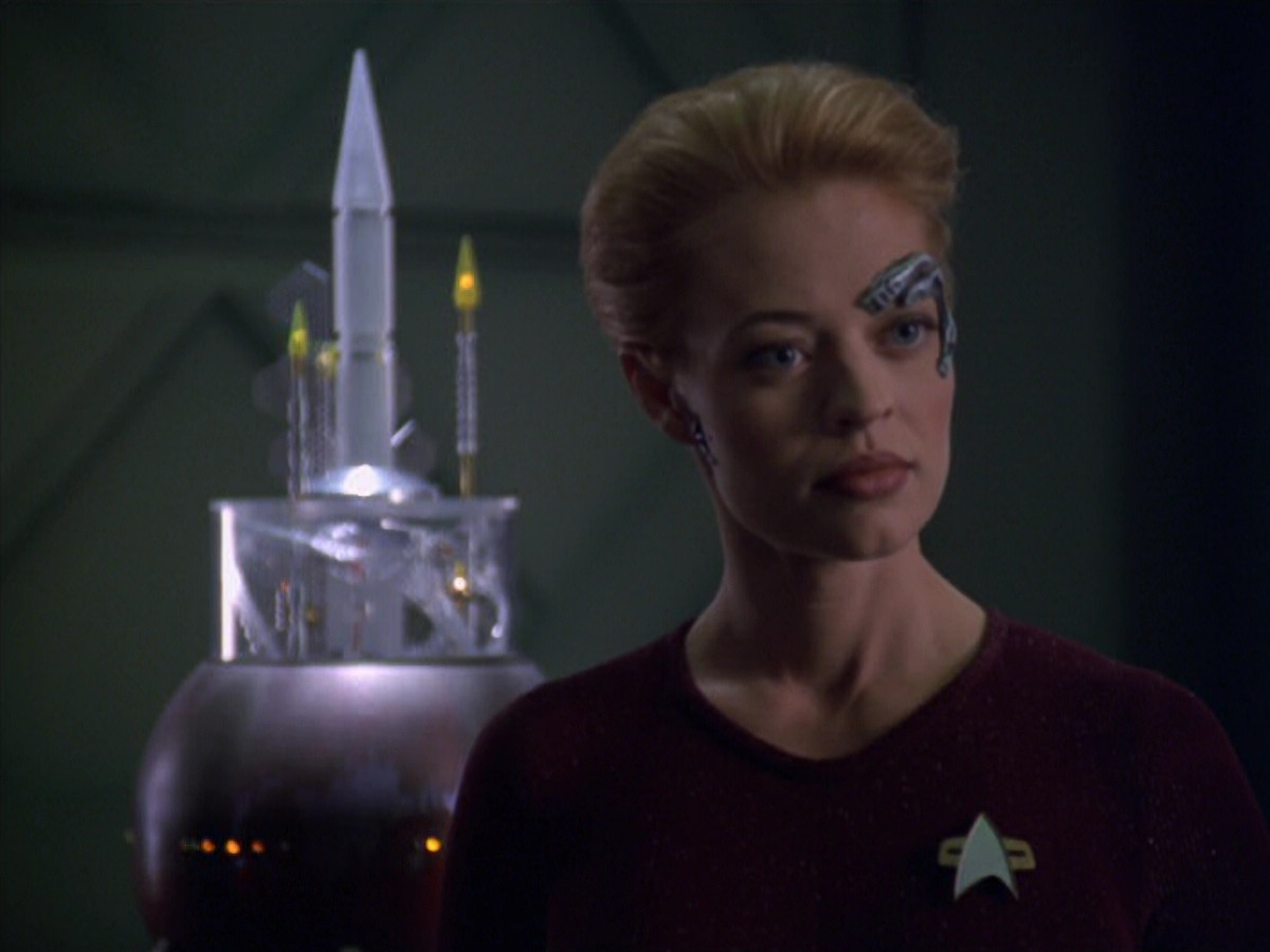extant_StarTrek_VOY_5x20-ThinkTank_01813.jpg