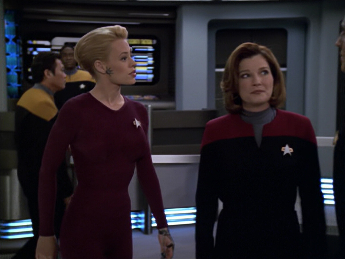 extant_StarTrek_VOY_5x20-ThinkTank_01832.jpg
