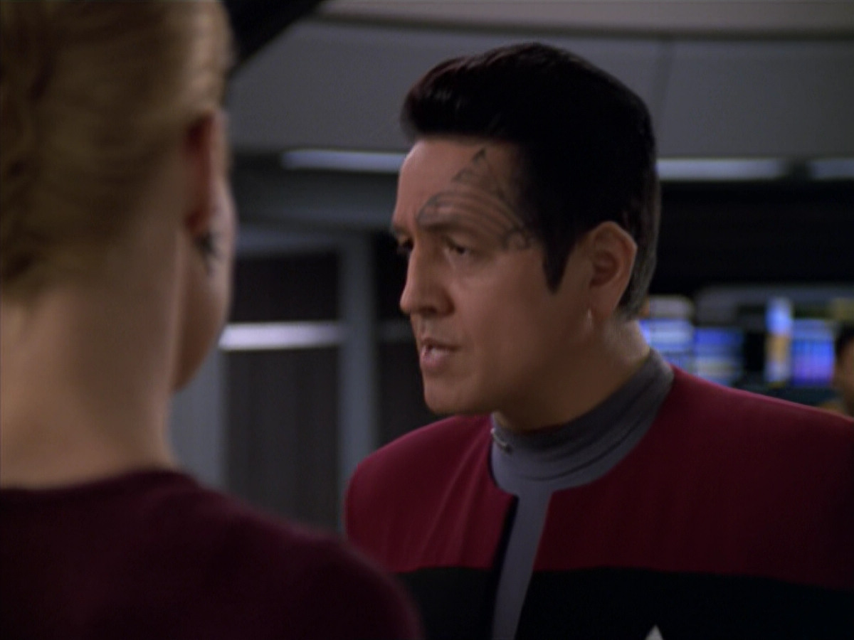 extant_StarTrek_VOY_5x20-ThinkTank_01843.jpg