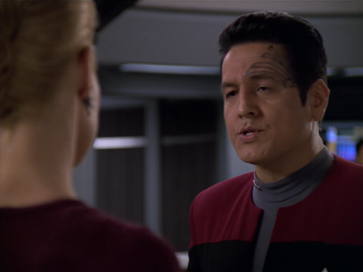 extant_StarTrek_VOY_5x20-ThinkTank_01844.jpg