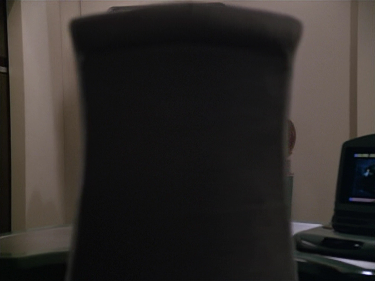 extant_StarTrek_VOY_5x20-ThinkTank_01893.jpg