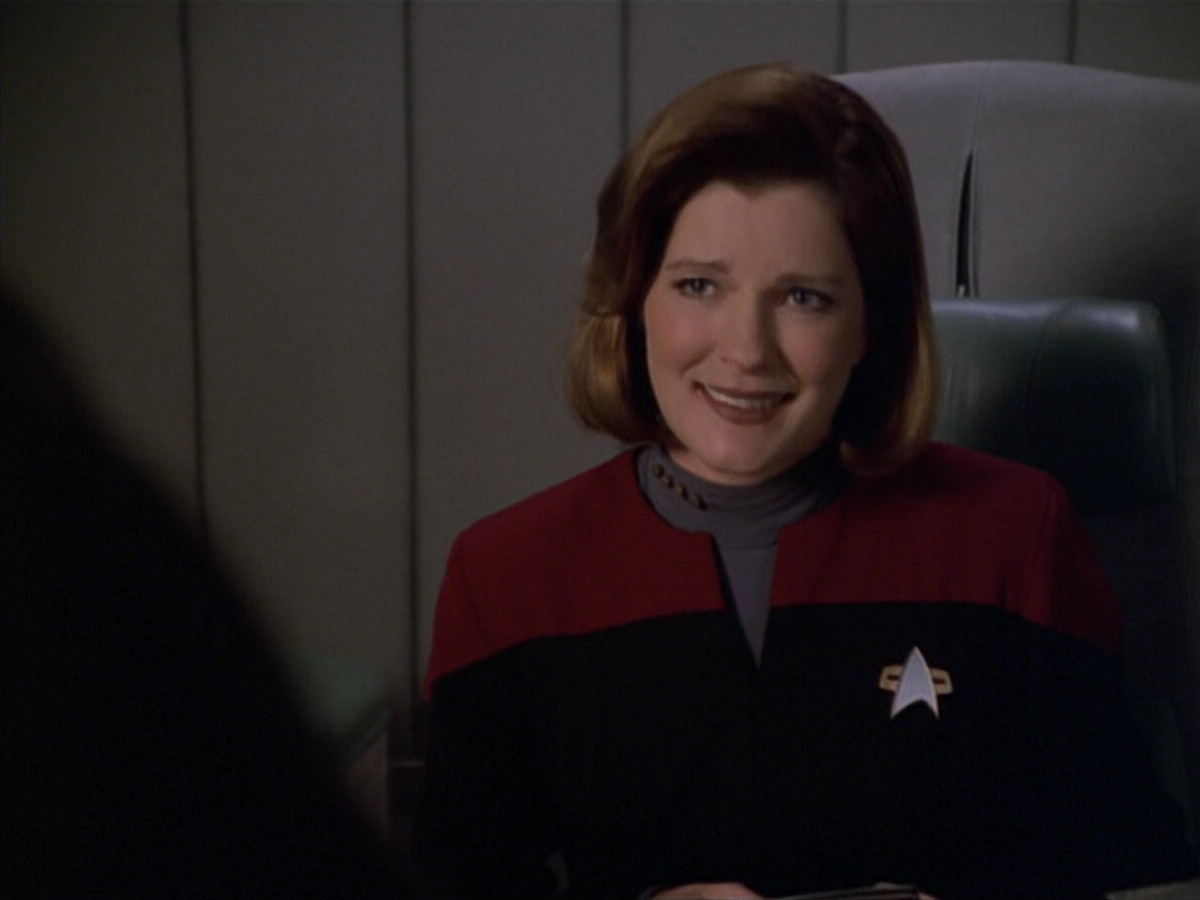 extant_StarTrek_VOY_5x20-ThinkTank_01941.jpg